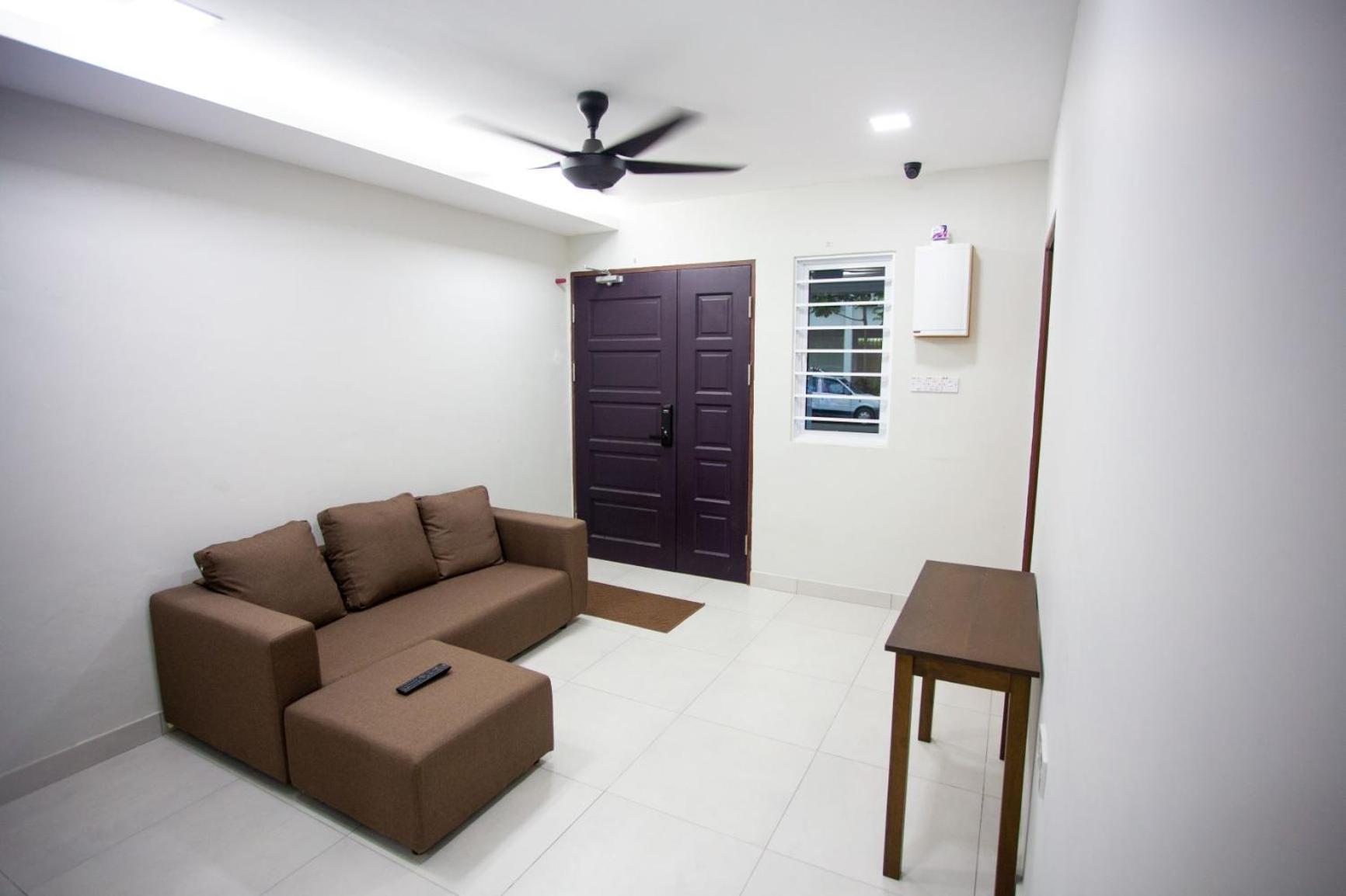 Hom2Rex Kuching Homestay Taman Timberland ภายนอก รูปภาพ