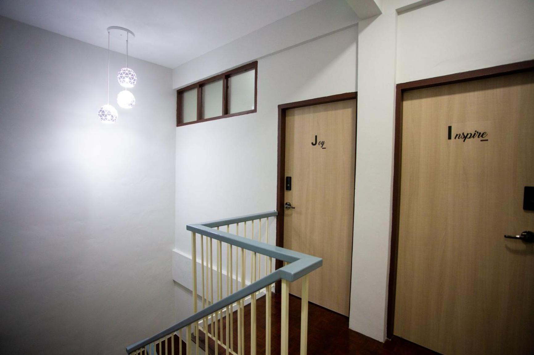 Hom2Rex Kuching Homestay Taman Timberland ภายนอก รูปภาพ